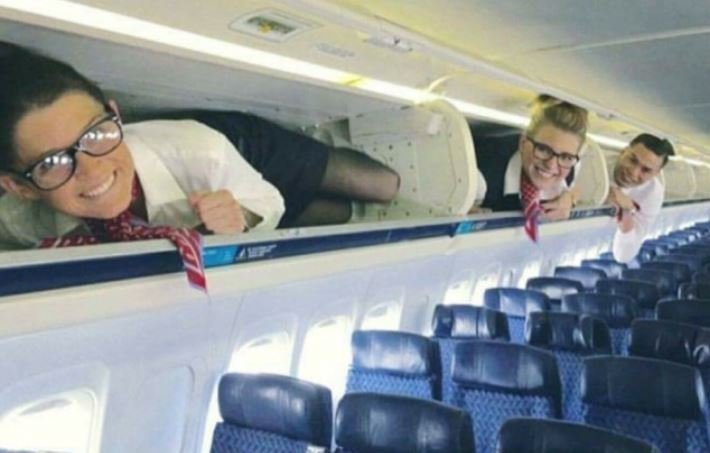 30 сцен на борту самолета, которых вы предпочли бы никогда не видеть 30 сцен на борту самолета, которых вы предпочли бы никогда не видеть