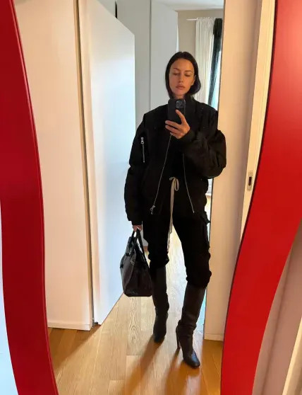 Съездила на сафари и сходила с дочкой в православный храм: Ирина Шейк опубликовала новые фото ШейкИрина, Ирина, время, Брэдли, также, сделал, отношения, вместе, актёр, Купера, дочерью, только, Ирины, поездки, слухам, Бундхен, актёра, касается, Брэди, недавно