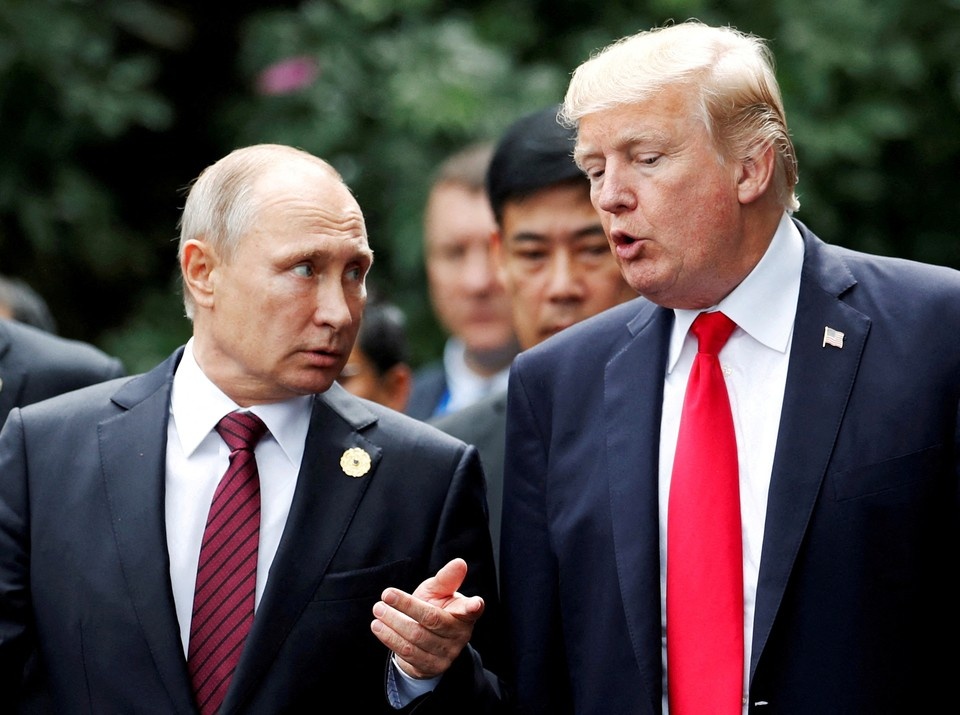  REUTERS