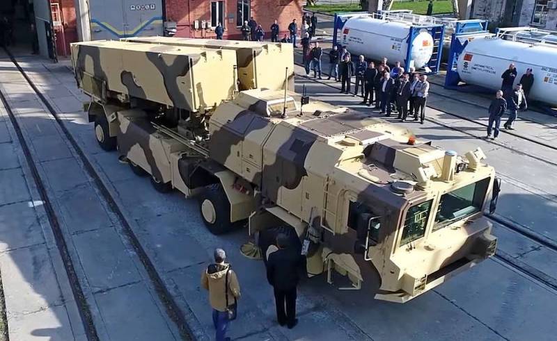 Украине нужно 4 млрд долларов, чтобы «достать ракетой до Кремля»