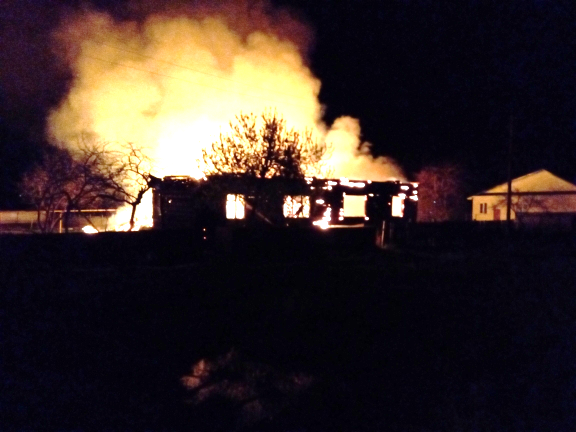 Пожар в поселке Приозерный Вязниковского района унес жизни двух человек
