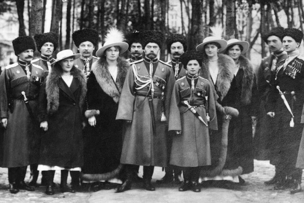 Фотовыставка «Навстречу русскому Царю. Романовы: царское служение» история,россия