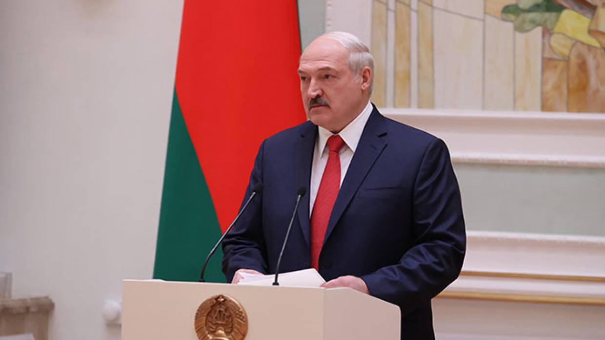 Лукашенко призвал не допустить роста цен на фоне санкций против Белоруссии