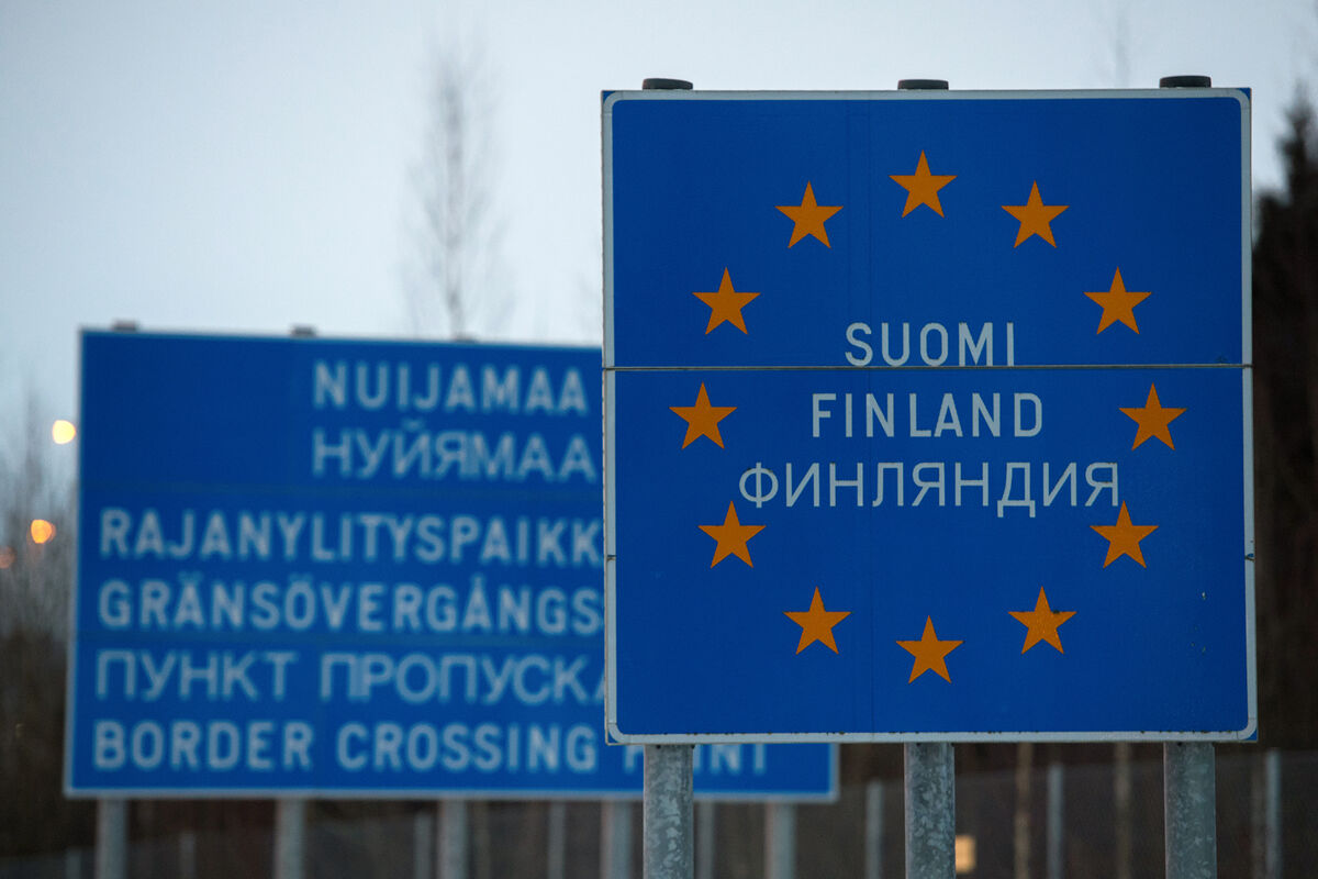 Премьер Финляндии Орпо призвал ЕС к общему решению по потку мигрантов из РФ