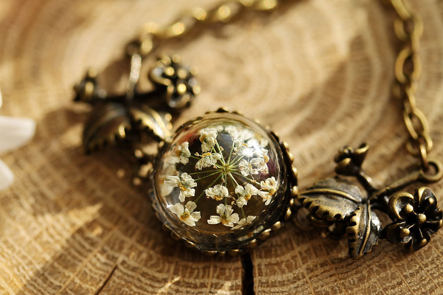 бижутерия с частичкой природы внутри