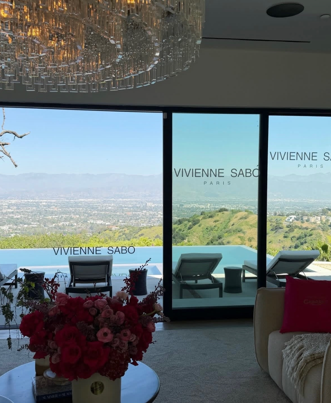 Вилла блогерши