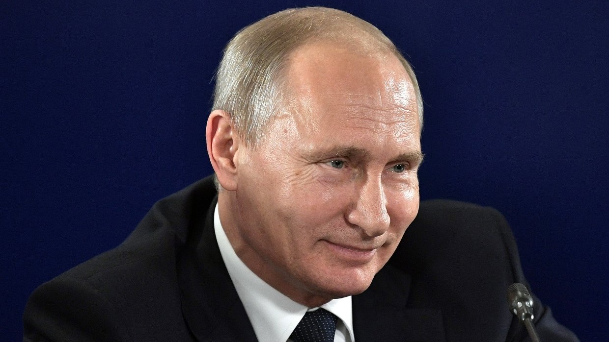 «Умный и настоящий мужик»: россияне назвали причины своей симпатии к Путину