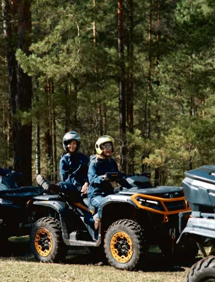 Мария Миногарова, Диана Коркунова, Екатерина Мухина и Ольга Сутулова провели уикенд на Алтае Дмитрий, поездкиГости, Викулин, Миногарова, поездкиГостья, поездку, Ольга, Екатерина, Коркунова, Ксенией, Мухина, Самойловой, экстремистской, поездкиДиана, КоркуноваГостья, поездкиМария, ВикулинДиана, гостями, поездкиМихаил, Барышников