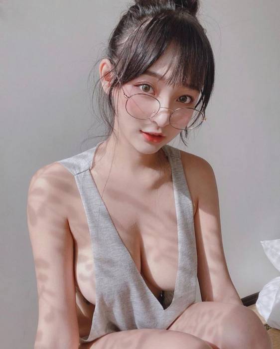 Снимки красивых девушек без лифчика Снимки красивых девушек без лифчика картинки,позитив