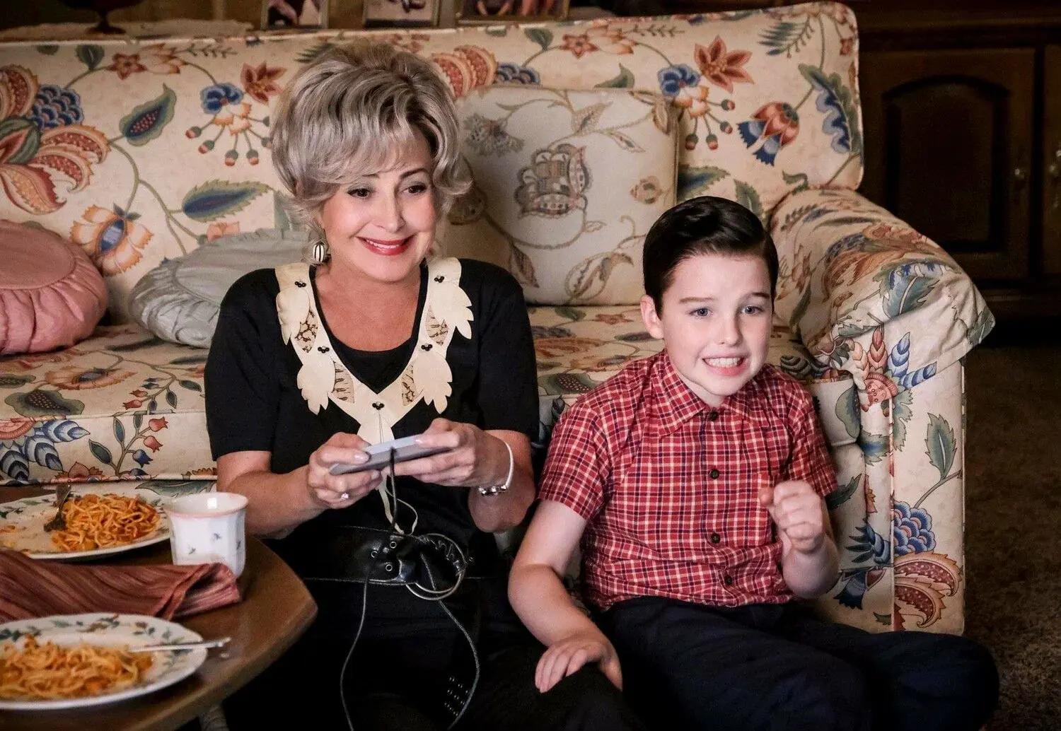 «Не рассказывай маме» и еще 5 фраз, которые бабушки и дедушки не должны говорить внукам «Не рассказывай маме» и еще 5 фраз, которые бабушки и дедушки не должны говорить внукам ребенок, ребенка, детей, этого, может, можно, чтобы, сказать, право, могут, родители, лучше, общении, избегать, чувствовать, никогда, комментарии, потенциально, подобные, всего