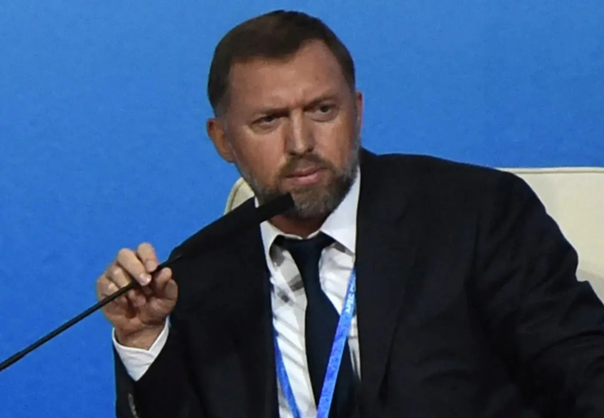 "От простого народа мало что зависит". Олег Дерипаска призвал "начальников" и "депутатов" к труду