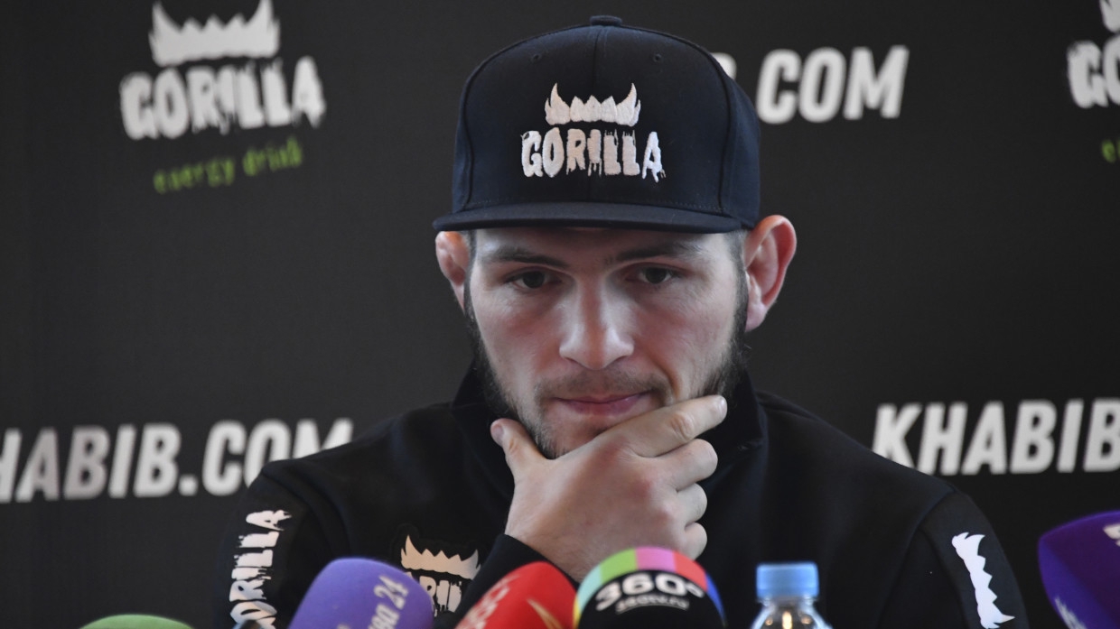 «Какую функцию они несут?»: Нурмагомедов раскритиковал присутствие ринг-герлз в MMA