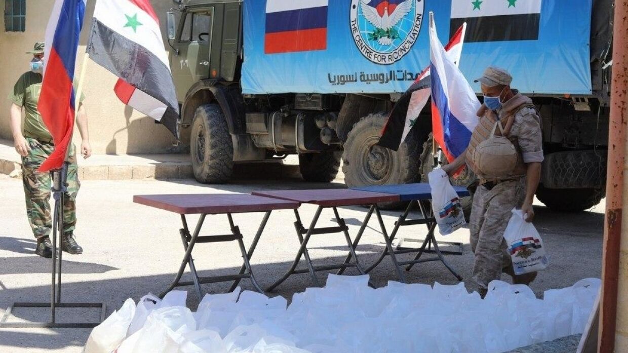 Военнослужащие РФ раздали 60 тонн гуманитарной помощи жителям Сирии
