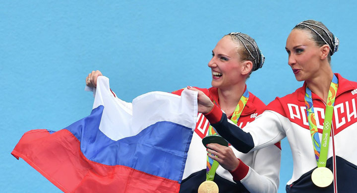 Синхронистки Ромашина и Ищенко выбраны знаменосцами сборной на церемонии закрытия ОИ-2016