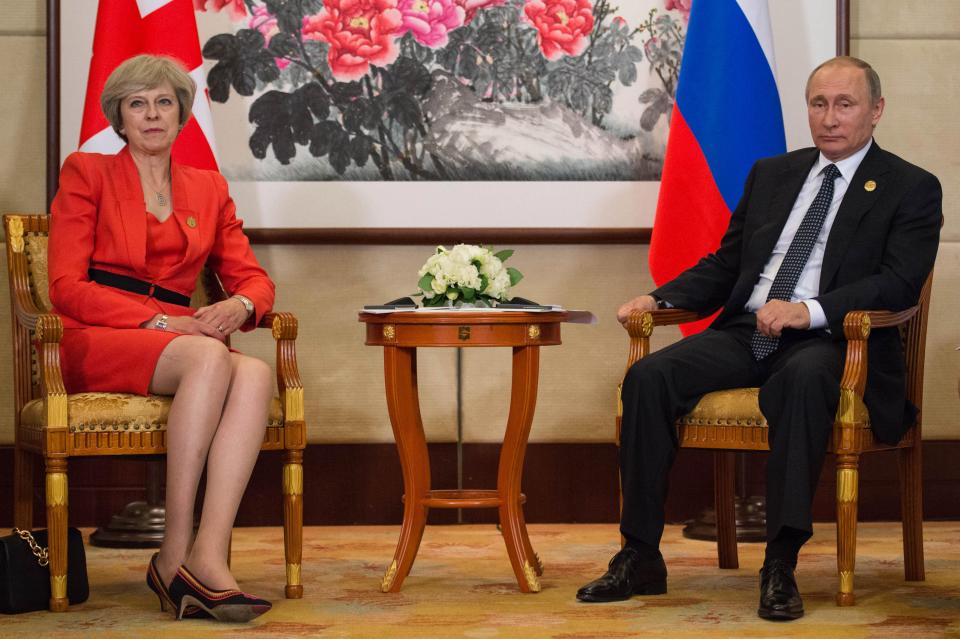 "Российская шпионская сеть в клочья": британская пресса пестрит ликующими заголовками после волны изгнаний, обрушившейся на российских дипломатов "Российская шпионская сеть в клочья": британская пресса пестрит ликующими заголовками после волны изгнаний, обрушившейся на российских дипломатов
