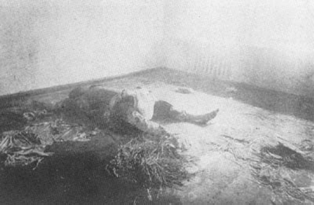 Концлагерь в Харькове. Замученный до смерти. 