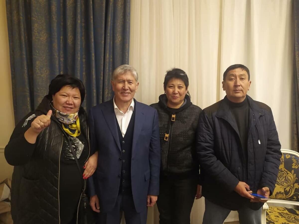Алмазбек Атамбаев - уже дома, с семьей