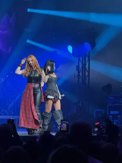 Лена Катина и Юлия Волкова