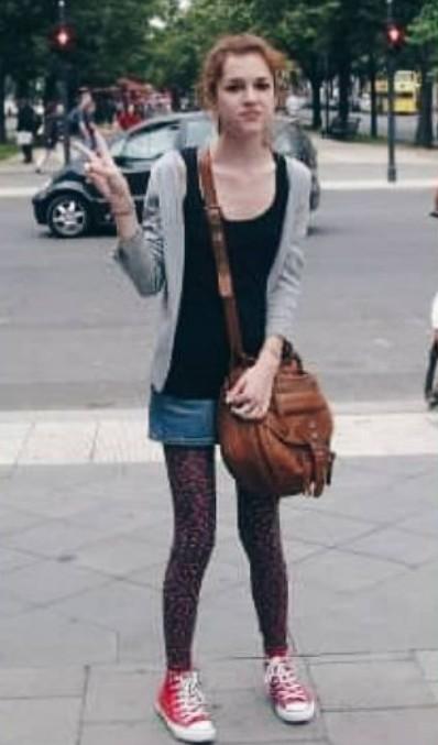 Почему единственная дочь Татьяны Догилевой отказалась от фамилии матери Почему единственная дочь Татьяны Догилевой отказалась от фамилии матери Екатерина, Догилевой, артистка, Девушка, жизни, актрисы, фамилию, Татьяны, Михаилом, дочери, Михаил, отношения, после, Догилева, Татьяна, очень, ничего, писателем, когда, родилась