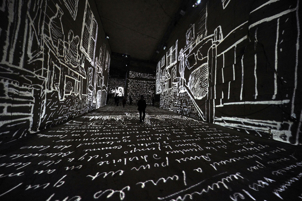 Экскурсия в каменоломни Карьер Огней на юге Франции 