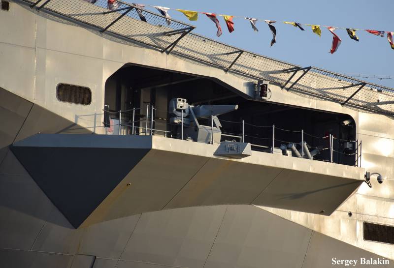 «Флагман Эрдогана» в Стамбуле вмф