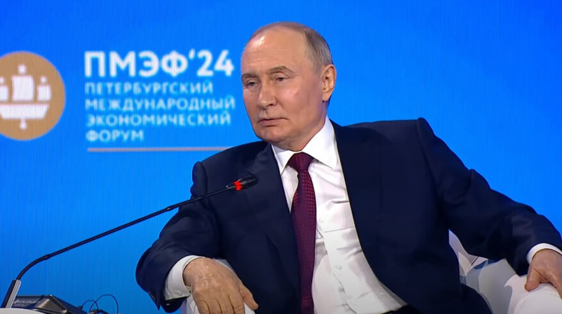 В ходе Петербургского международного экономического форума Владимир Путин большую часть времени уделил внешнеполитическим вопросам.