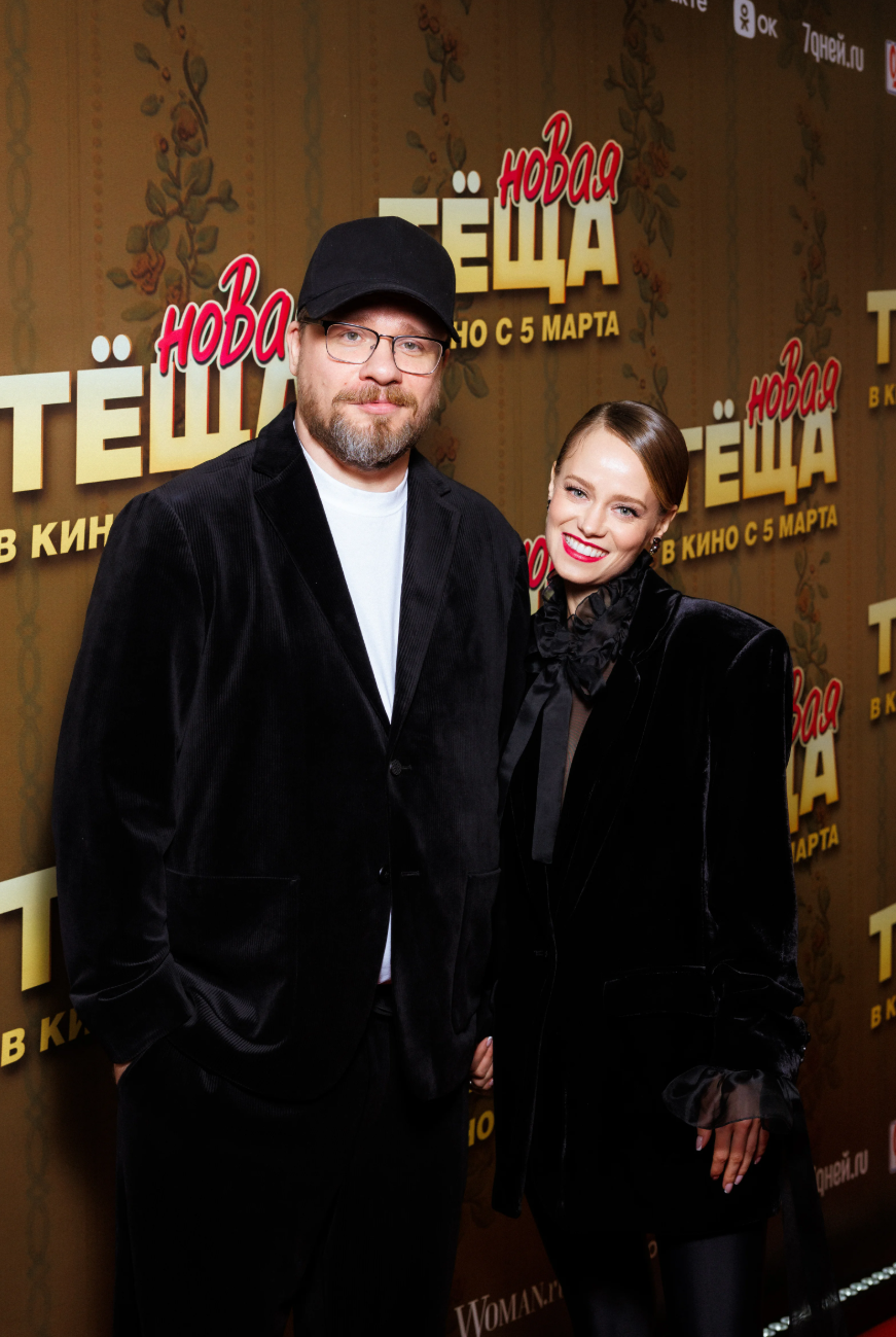 Жена Гарика Харламова Екатерина Ковальчук отреагировала на слухи о своей беременности awards,радиостанция,comedy club,format-article,noindex,Азамат Мусагалиев,алексей новацкий,Гарик Харламов,Денис Дорохов,Екатерина Ковальчук,Знаменитости,Кристина Асмус,Тимур Батрутдинов,ТНТ,Юлия Лещенко