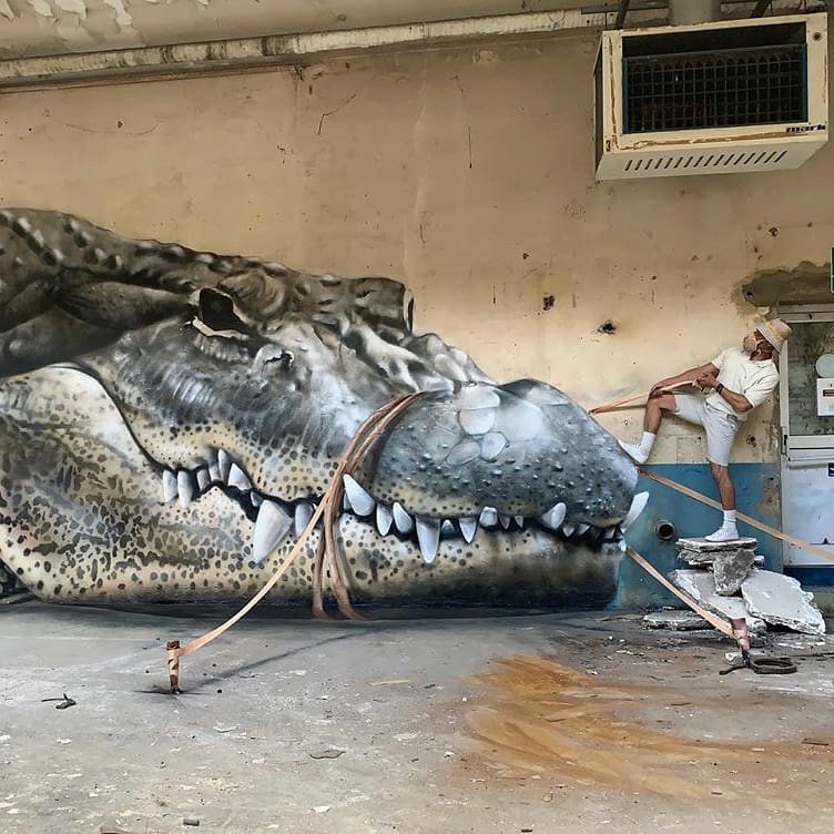 Как интересно разукрасить стены дома