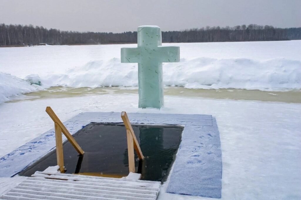 Ледоход среди зимы отменил на реке Дон под Волгоградом Крещенские купания