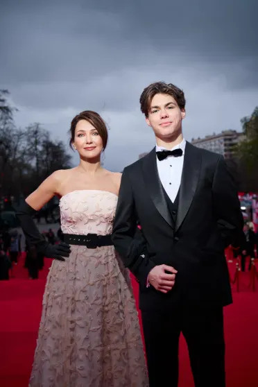 Екатерина Климова вышла в свет с 19-летним сыном от Игоря Петренко Климова, сыном, Петренко, которые, Матвей, МатвеемЕкатерина, Екатерина, соцсетях, через, также, брака, после, Екатерины, обоих, родителей, бывшего, вышла, Московского, осенью, дебютировал