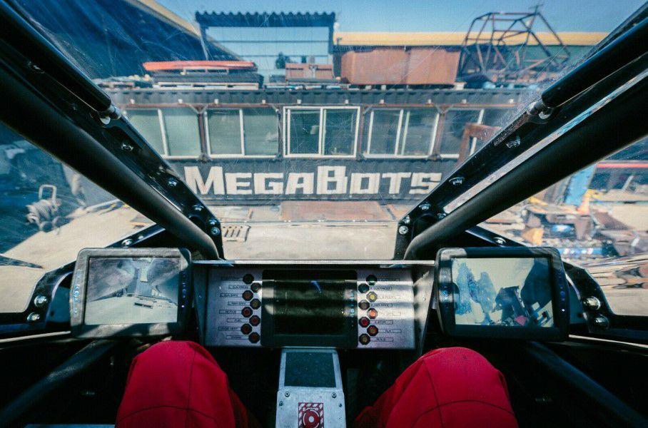 На продажу выставили гигантского боевого робота с V8 от Chevrolet Corvette На продажу выставили гигантского боевого робота с V8 от Chevrolet Corvette megabot,автосамоделки,Марки и модели