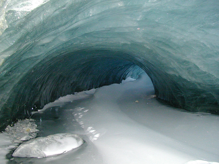 Антарктические пещеры 