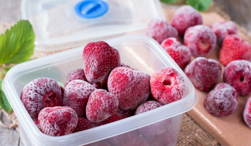 Правила заморозки ягод и фруктов