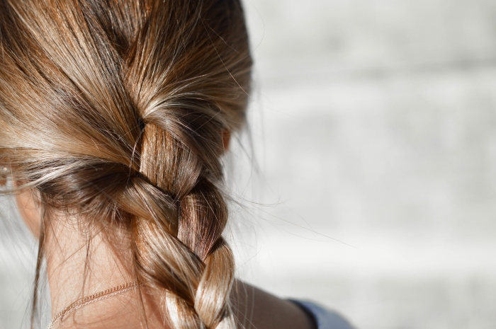 10 способов применения арганового масла для волос
