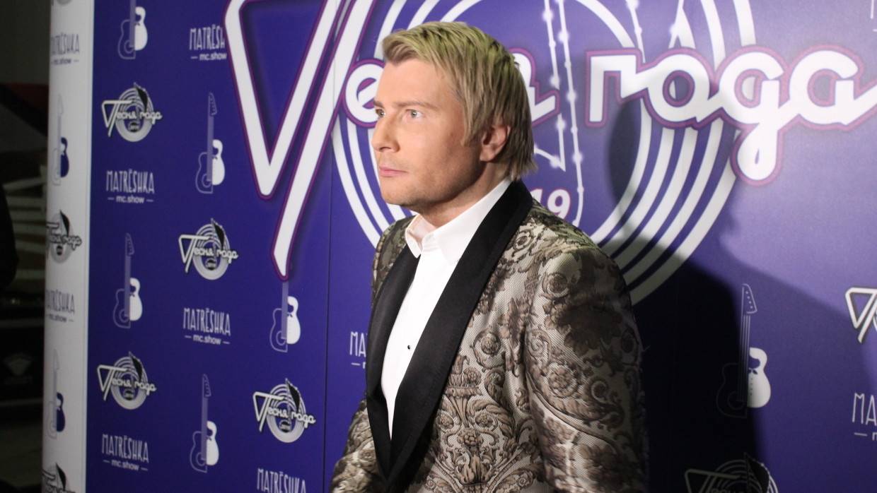 Певец Николай Басков на «Песне года» рассказал о своем похудении до 76 килограммов