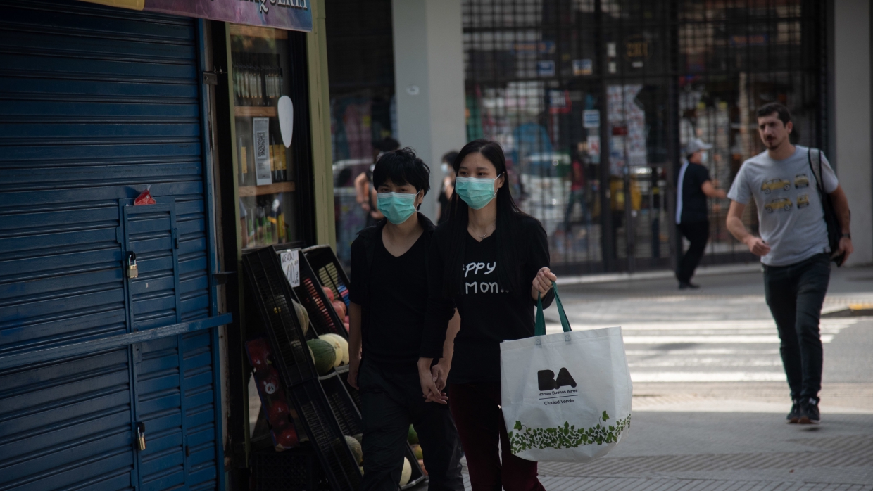 Соцвыплаты, льготы и «полные карманы»: правящая партия Аргентины готовится к выборам Соцвыплаты, льготы и «полные карманы»: правящая партия Аргентины готовится к выборам Весь мир