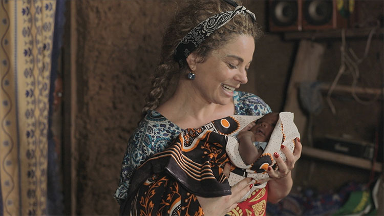 Выжившая: Наташа Королева отправилась на экзотический остров для съемок в новом экстремальном шоу "Племя" Кино,Телешоу