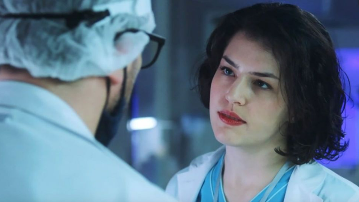 Почему единственная дочь Татьяны Догилевой отказалась от фамилии матери Почему единственная дочь Татьяны Догилевой отказалась от фамилии матери Екатерина, Догилевой, артистка, Девушка, жизни, актрисы, фамилию, Татьяны, Михаилом, дочери, Михаил, отношения, после, Догилева, Татьяна, очень, ничего, писателем, когда, родилась