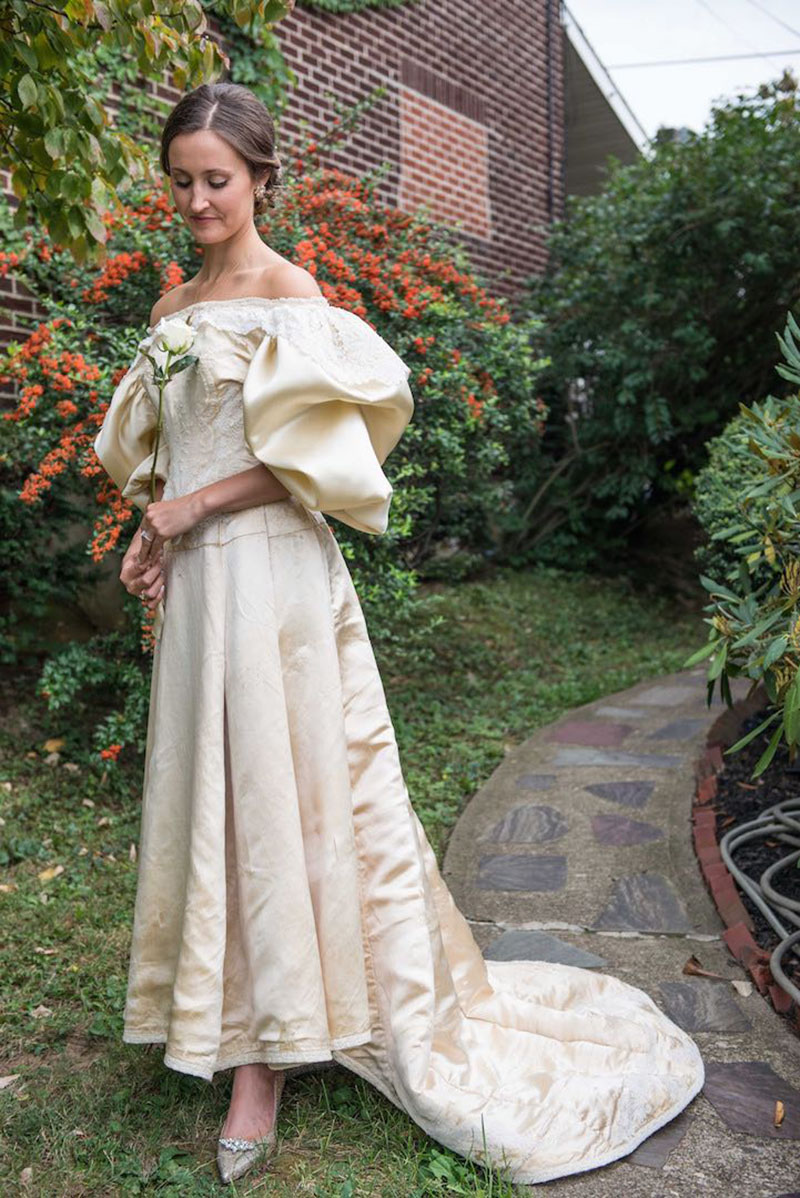 LEHIGH VALLEY NATIVE TO BE 11TH BRIDE TO WEAR DRESS