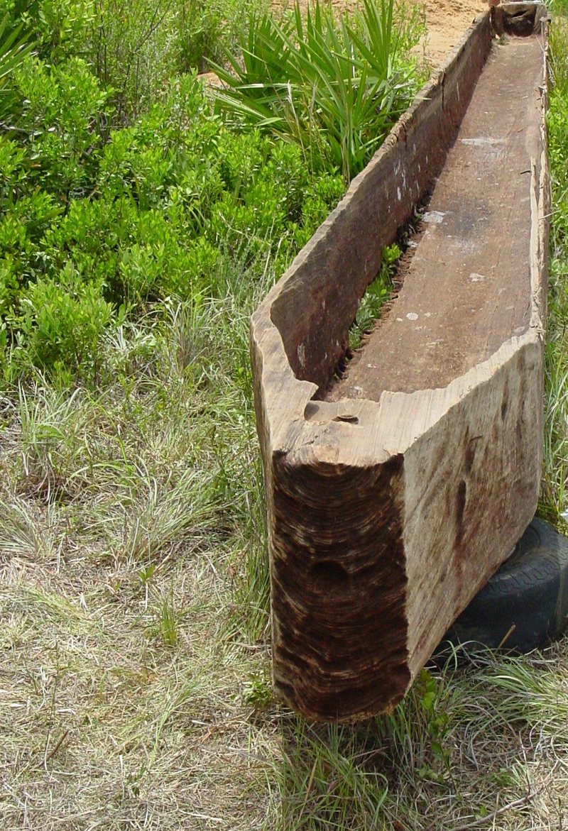 An example of a historic canoe.