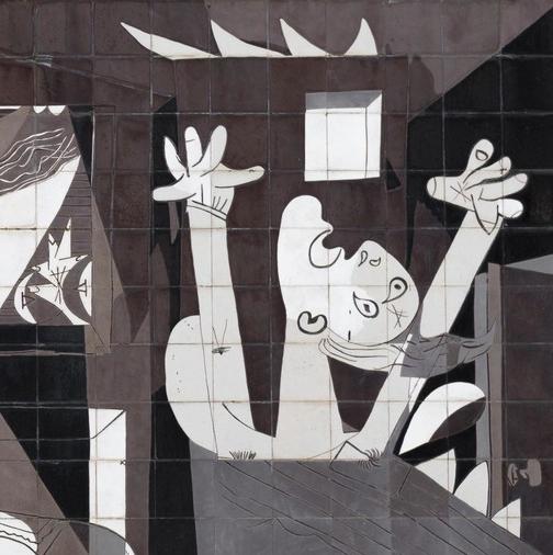 Гибель одного города: 10 страшных деталей картины «Герника» Пабло Пикассо