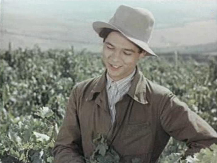 Как менялся джентльмен удачи Василий Алибабаевич (актер Раднэр Муратов) с течением времени. Как менялся джентльмен удачи Василий Алибабаевич (актер Раднэр Муратов) с течением времени.