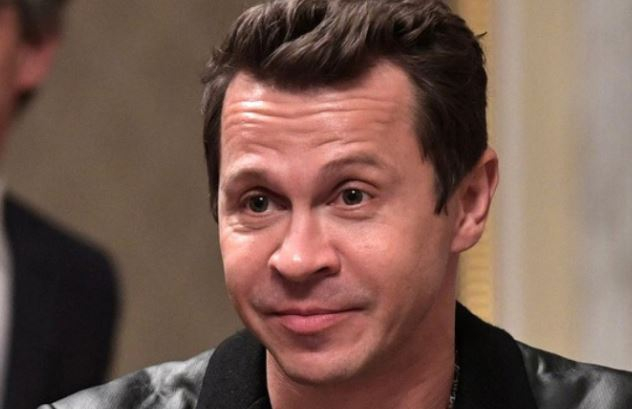 Зарабатывающий по 300 тысяч в день Деревянко рассказал об отношении к деньгам