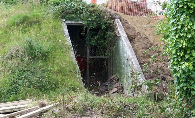 Женщина вложила все деньги в подземный бункер Второй мировой и превратила его в дом: смотрим интерьер