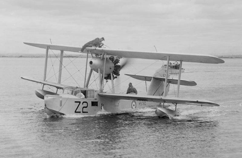 Боевые самолеты. Лучший друг британского тяжелого крейсера ввс,вмф