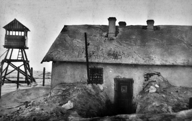Штрафной изолятор из лагеря в Воркуте. 1945