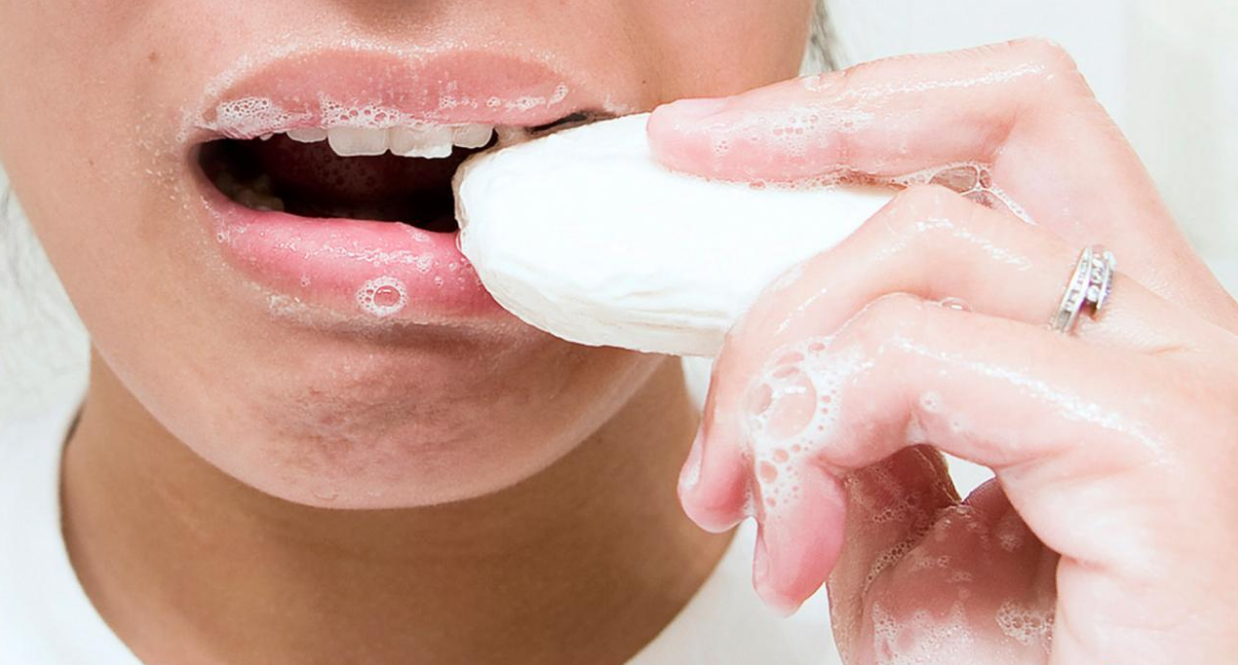 Кислотность во рту: почему повышается и как избавиться от кислого привкуса
