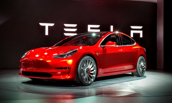 Скоро на рынке появится бюджетная Tesla
