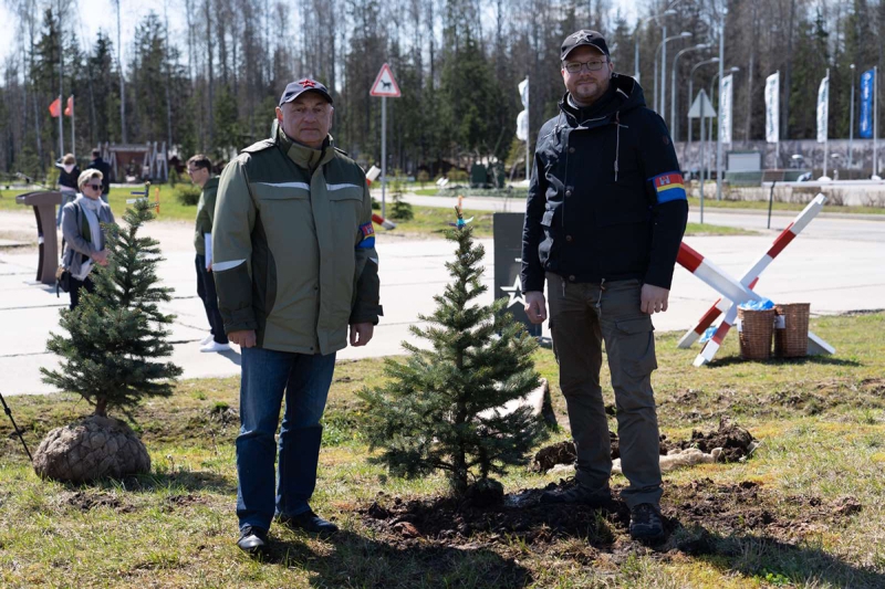 В парке вооруженных сил РФ «Патриот» в Москве появилась аллея Калининградской области