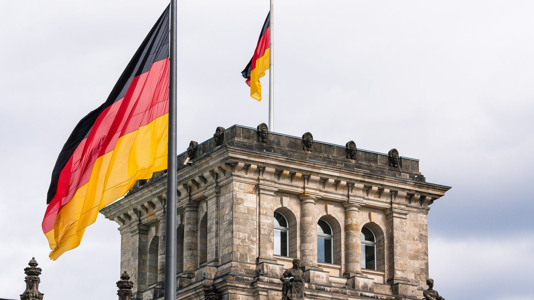 Weltwoche: немецкие власти погрязли в политической шизофрении